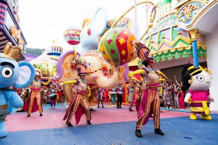 Anantara Vacation Club：Carnival Magic 門票泰銖 1,500（含晚餐）